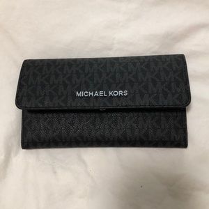 MK wallet